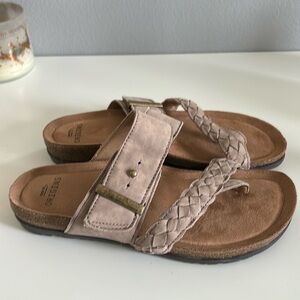 Earth Origins Women's Sandals - Blush and Brown